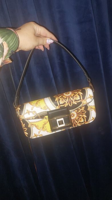 Елегантна чанта Aldo