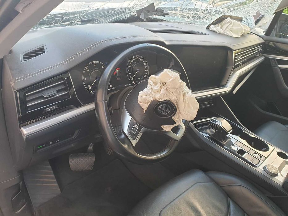 Piese si elemente de caroserie pentru VW Touareg 3 CR 3,0 tdi 2019 R-Line
