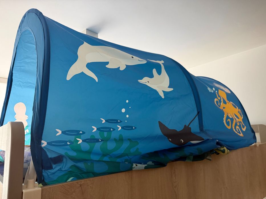 Навес за легло с морски животни