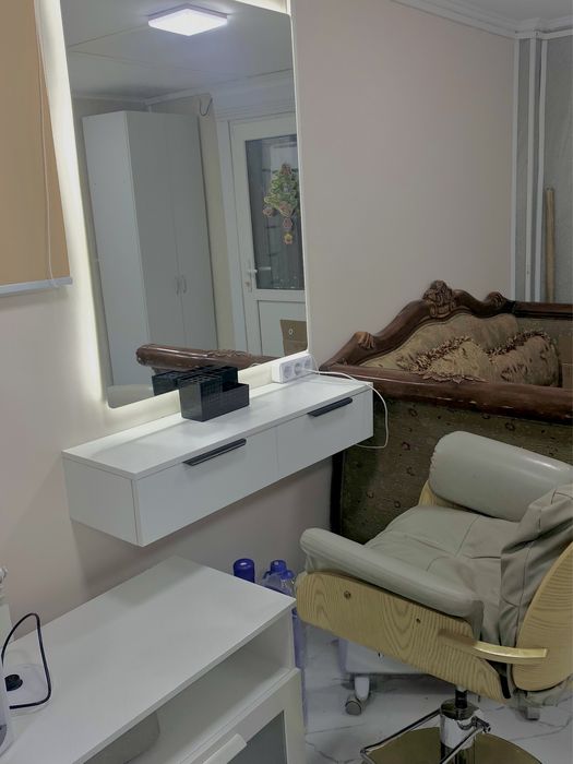 Сдам кресло парикмахера в аренду