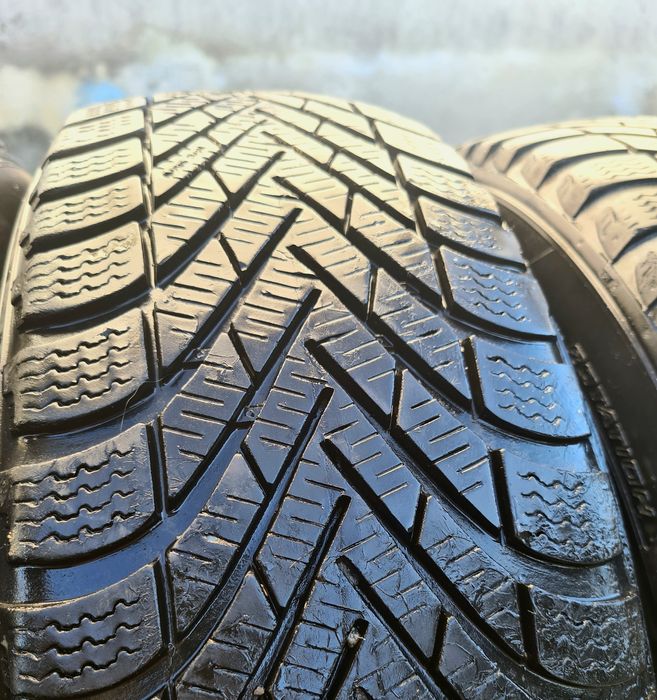 Jante cu cauciucuri Pirelli de iarnă