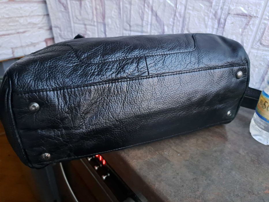 дамска чанта,черна кожена торба-естествена кожа NAF-NAF