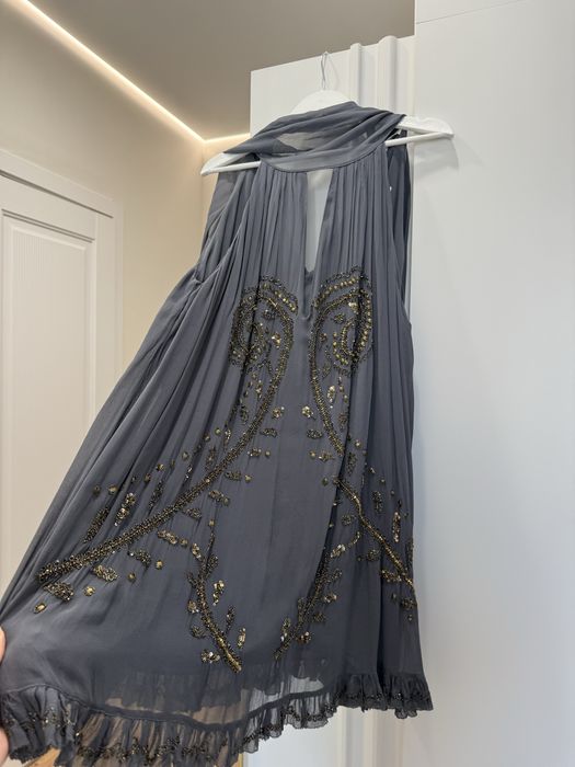Продам очень красивое платье Zara