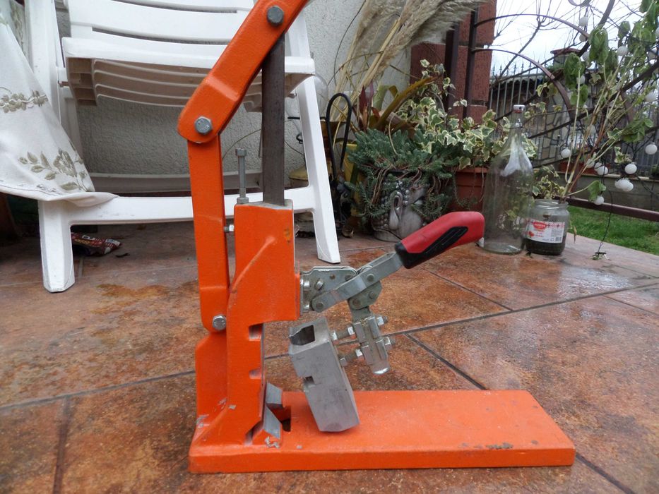 Presa profesionala decupat,taiat plinta la unghi sau drept