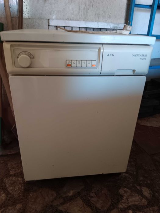 Сушилня за дрехи AEG