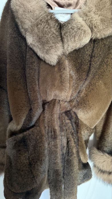 Естествено палто от лисица и норка