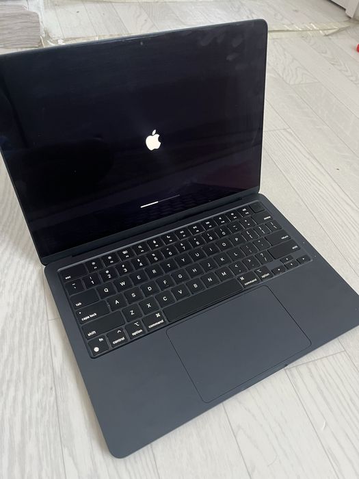 Macbook Air M2 (2022)