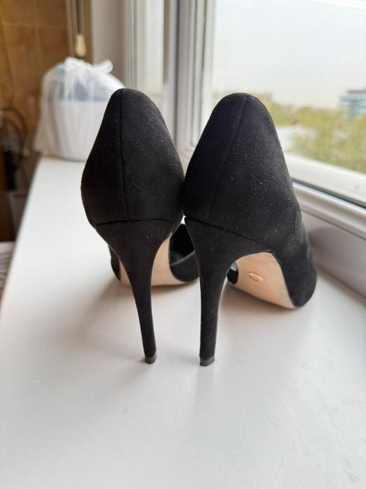 Замшевые туфли модельные