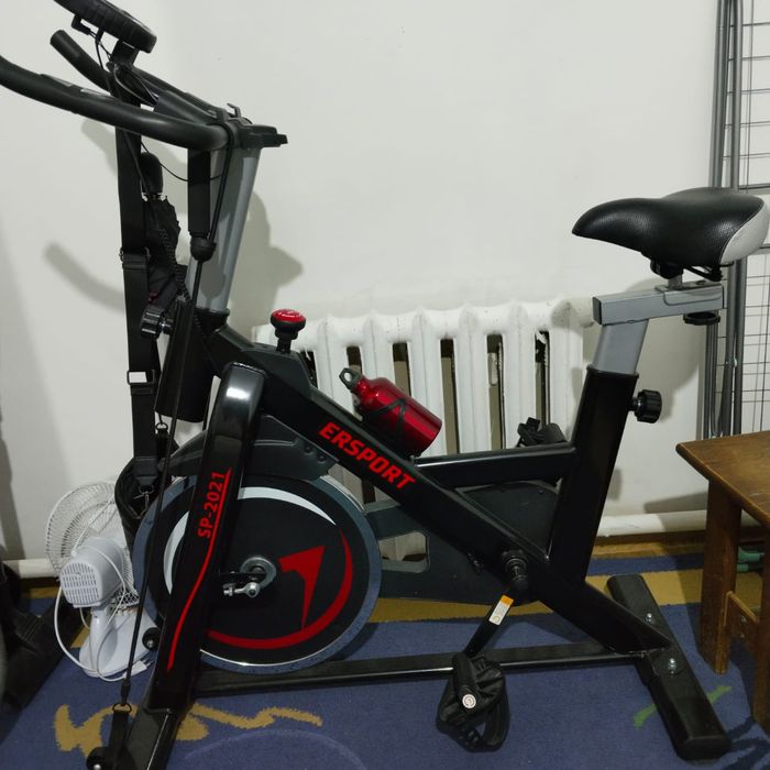 ПРОДАМ тренажёр срортивный  эффективный. Почти новый. 85тыс.