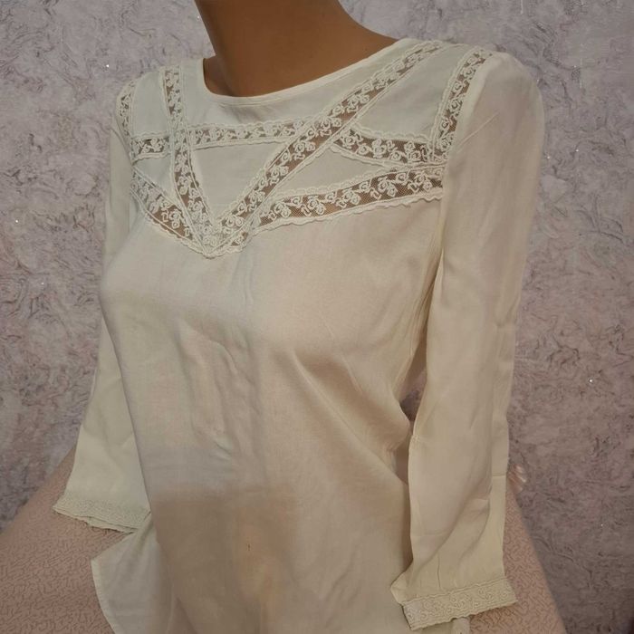 Дамска      Риза