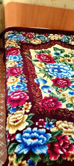 Продам кровать б/у.