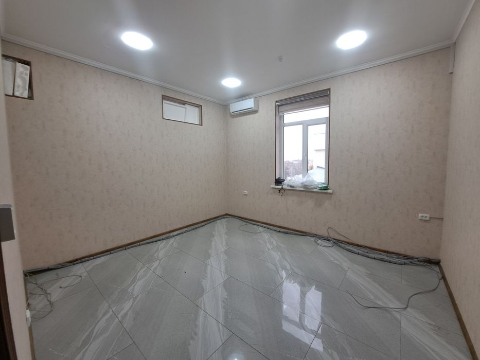 Аренда Вдоль дороги Под офис Шастри