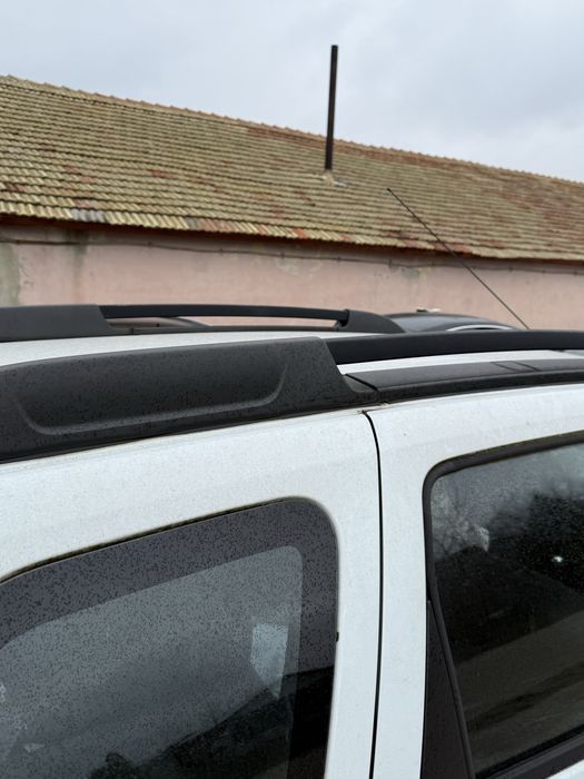 На части DACIA DUSTER 1.5dci disel  2013 година като нова