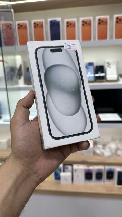 Iphone 15/128 новый в магазине icom