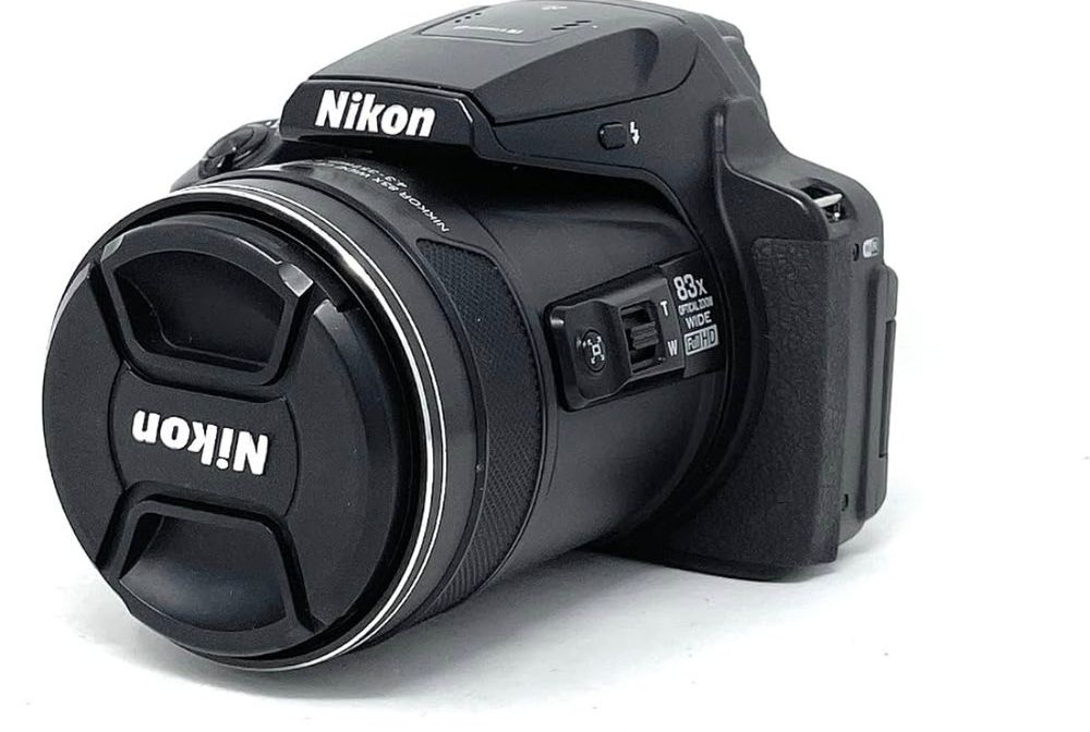 Фотокамера Nikon P900 Super Zum