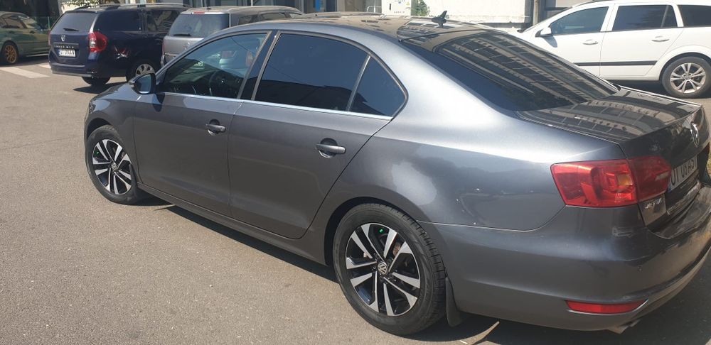 VOLKSWAGEN Jetta 2014 — imagine 3