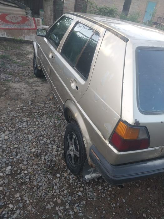 продаю автомобиль