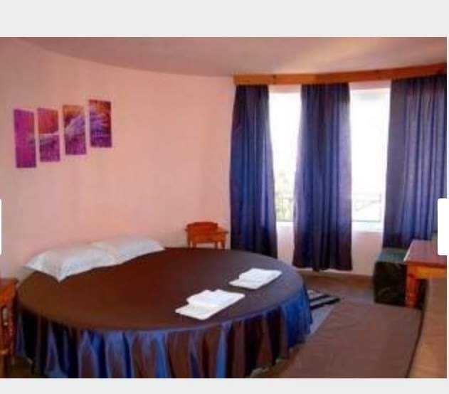 Хотел под наем за лято 2026 - удобен за групи и сезонни работници