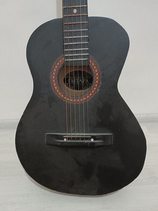 Gitara sotiladi гитара сотилади