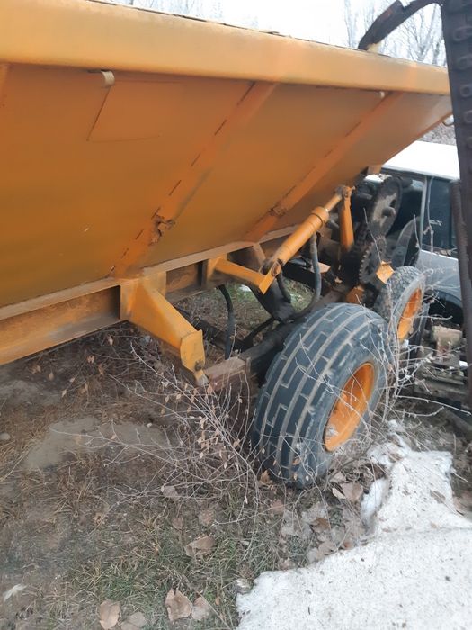 Разбрасыватель . Селхоз техника