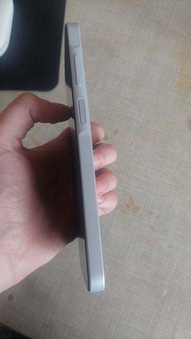 Продаю Samsung a25 5g 256/8