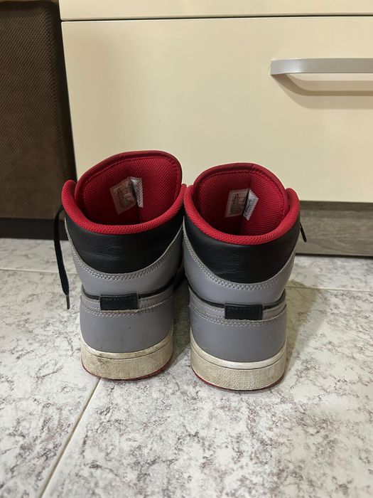 Обувки Nike Jordan 1 Mid