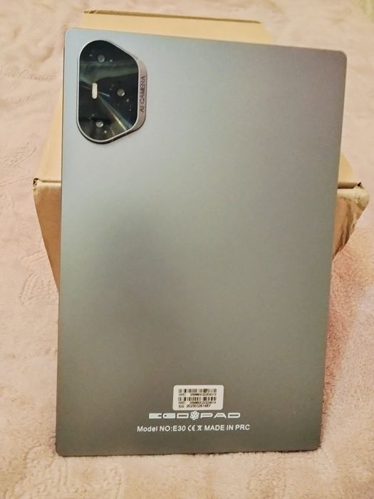 Обменяю планшет е30