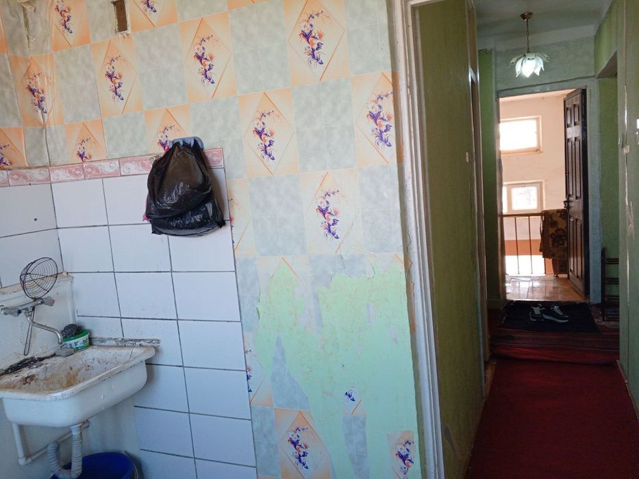 Срочно сдаётся 1 комнатная квартира в 3 микрорайоне