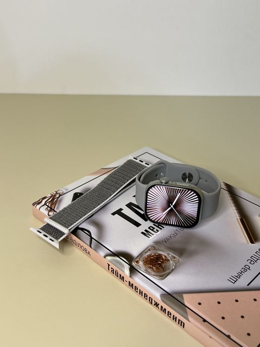 Продам Apple Watch 10 series