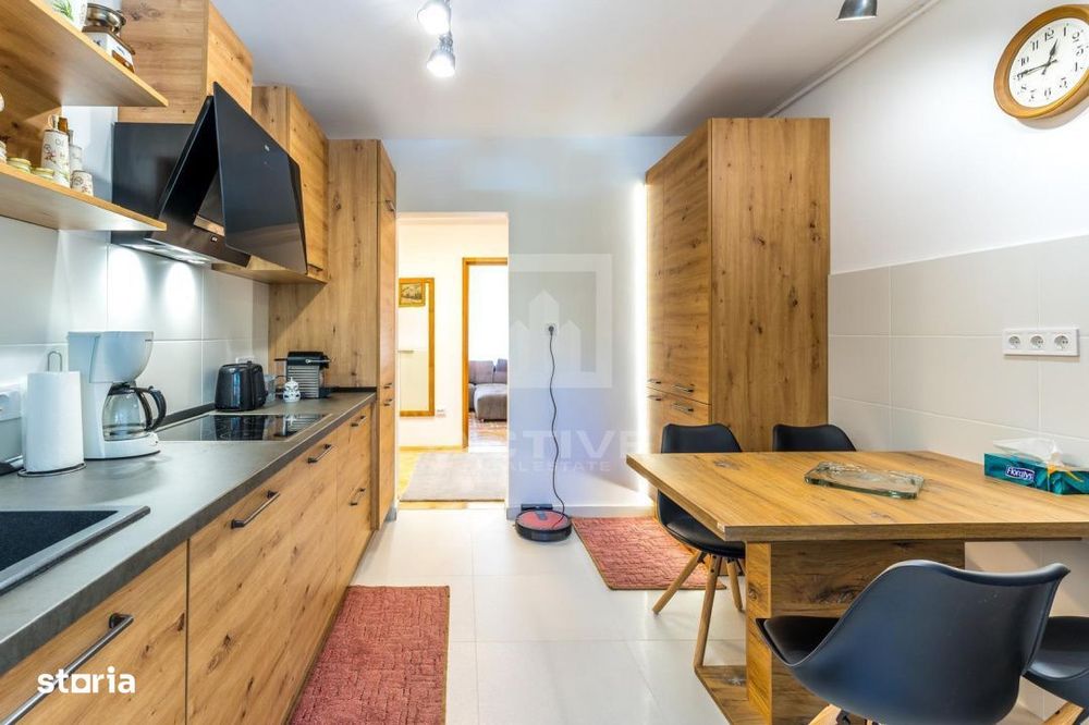Apartament 4 camere || Zona Cipariu