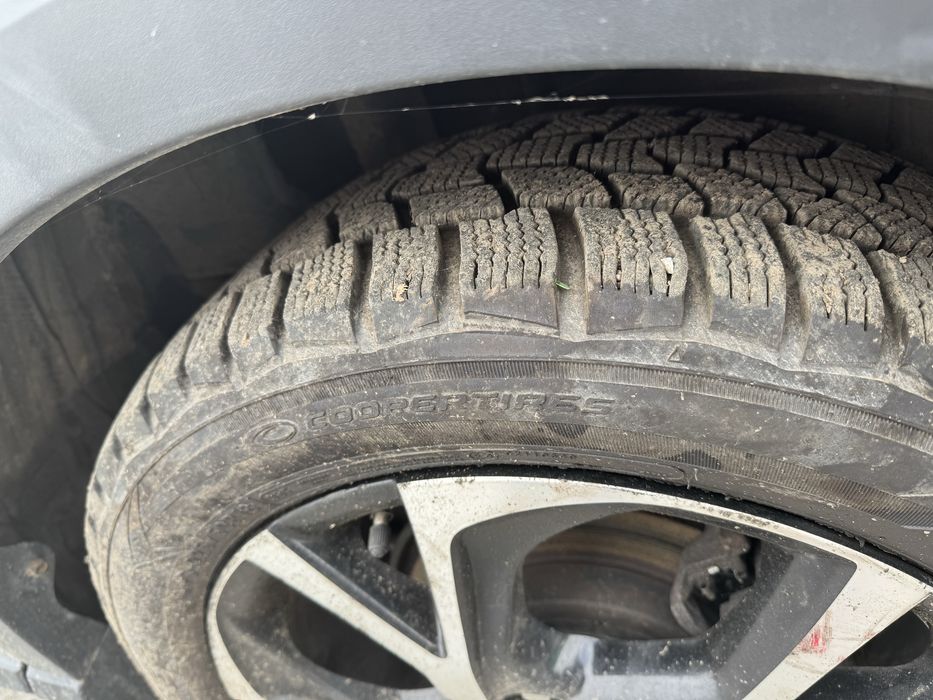 Toyota CH-R hybrid , 1.8