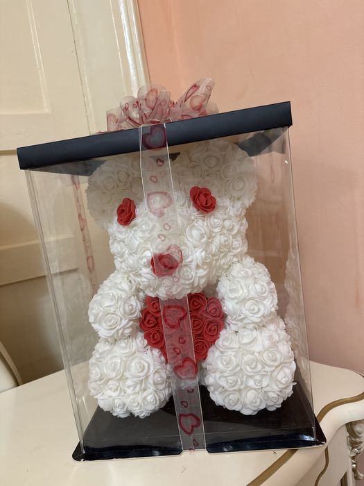 Подарочная игрушка из цветков