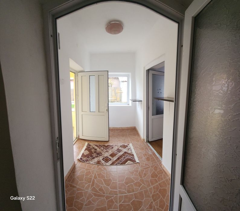 Vând casa în Cobadin