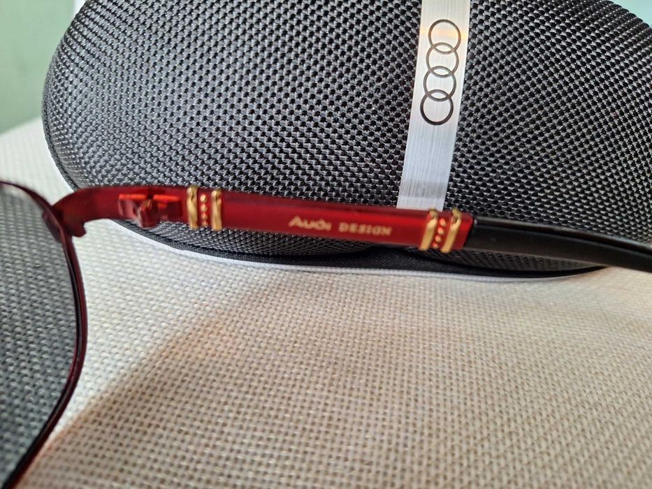 Продавам оригинални очила AUDI