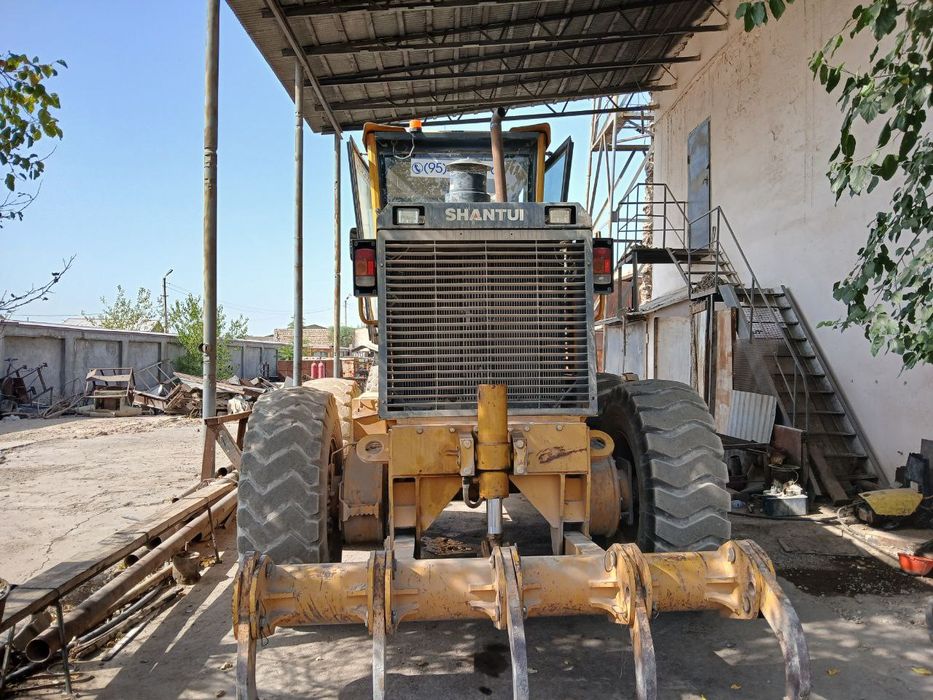 Гредер шануи СГ 18-03