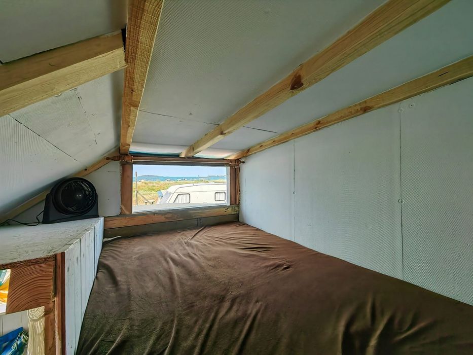 Каравана под наем Карлота на къмпинг Градина