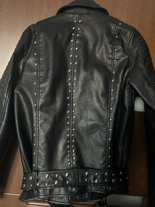 Geaca cu capse handmade