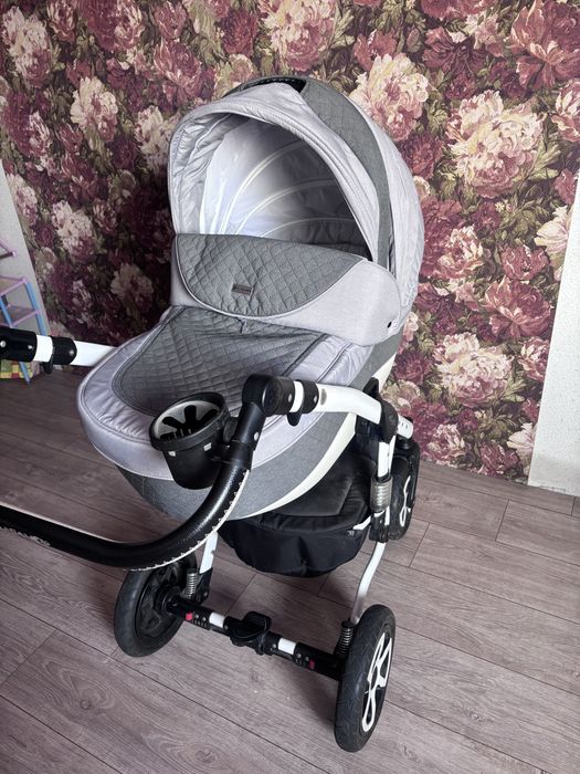 Продам коляску ADAMEX BARLETTA 3 в 1