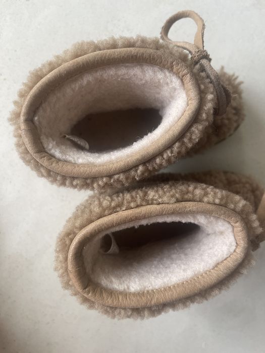 Donsje боти 24 номер