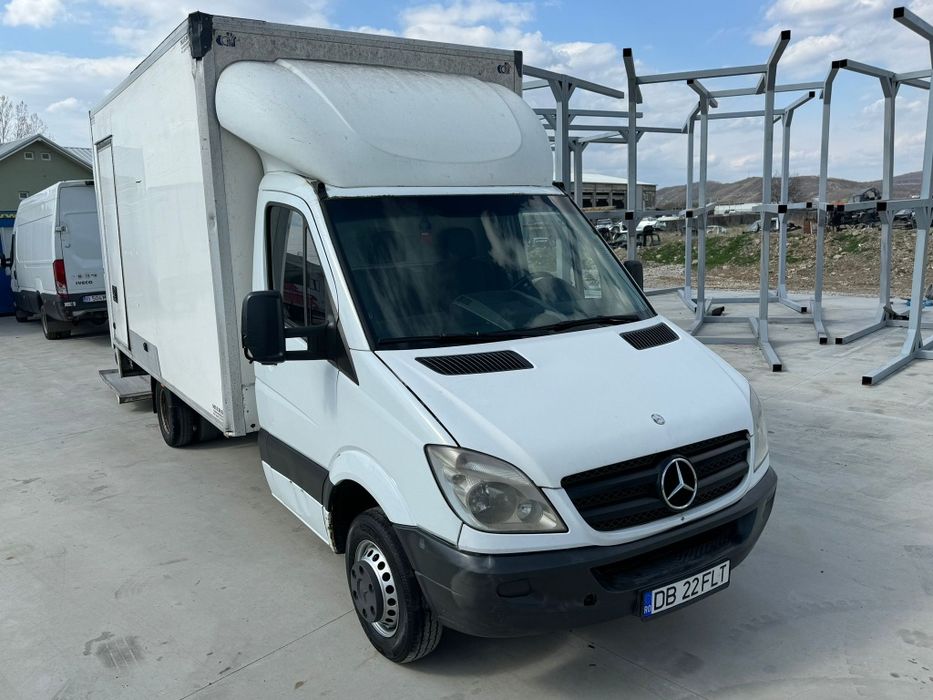 INCHIRIEZ Duba Autoutilitara Mercedes 2.2 Cub Dublu/Simplu CONTRACT