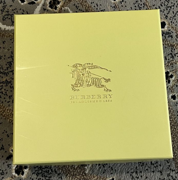 Продам новый ремень Burberry