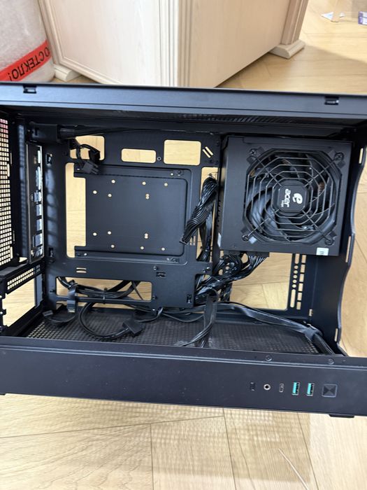 Продам корпус DeepCoolCH260 с блоком питания и комплектом кабелей