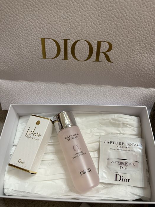 Косметика от Dior