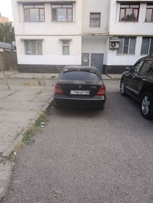 Продаю Мерседес-Бенц, W203,  С-200 compressor