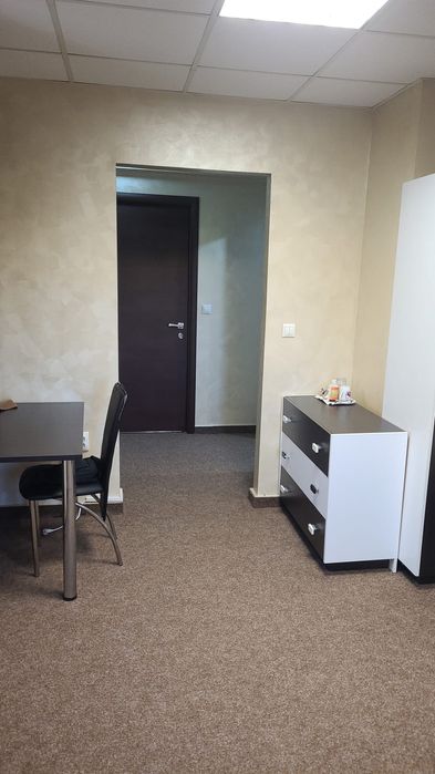 Direct proprietar Închiriez  camera  in bloc Berceni