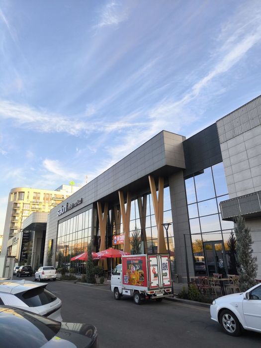 Сдается в аренду коммерческое помещение в бизнес центре на Махумкули