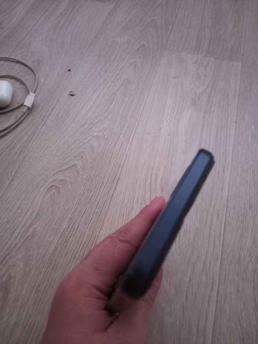 Продам телефон oppo A 17 k