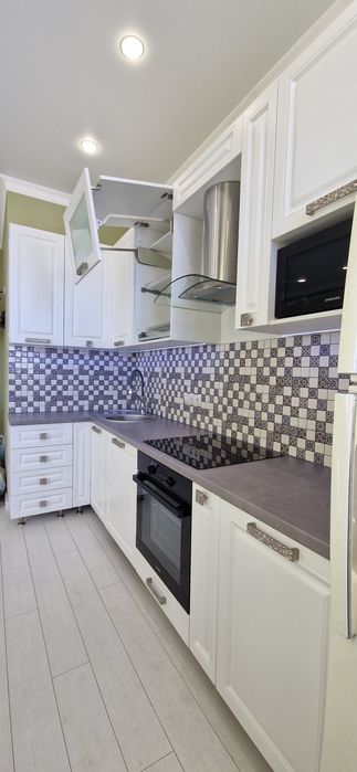 Продается угловая кухня