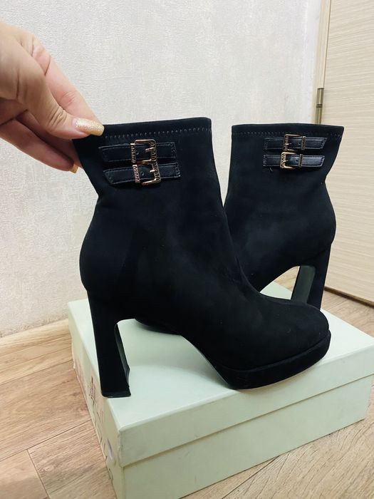 Продам сапоги Tamido