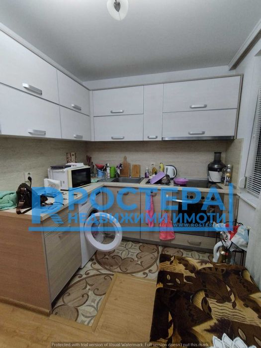 Продава се Тристаен апартамент в Търговище, Център - 95 кв.м за 1020 €/кв.м - Снимка #8